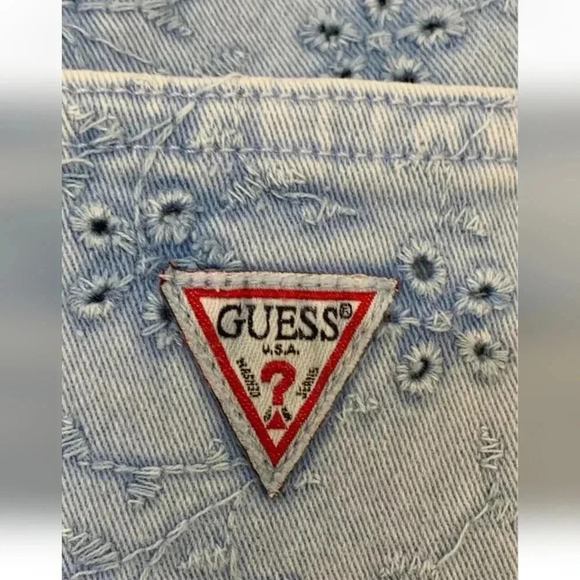 BRAND NEW!!! Women's 1981 Eyelet-Embroidered Straight-Leg Jeans 26 - Picture 5 of 12